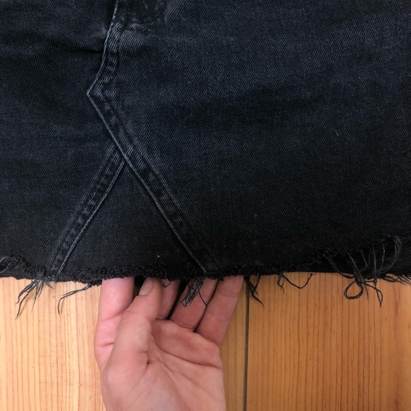 Black Denim Mini Skirt 🖤 - Picture 4 of 4